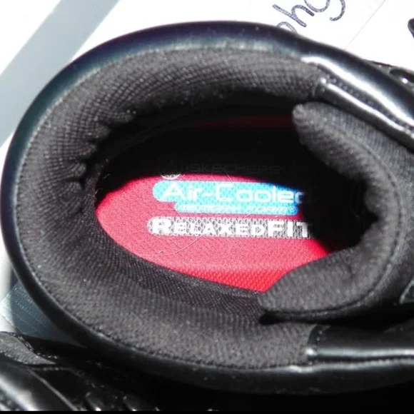 Skechers Black Men's Boots - Picture 5 of 6